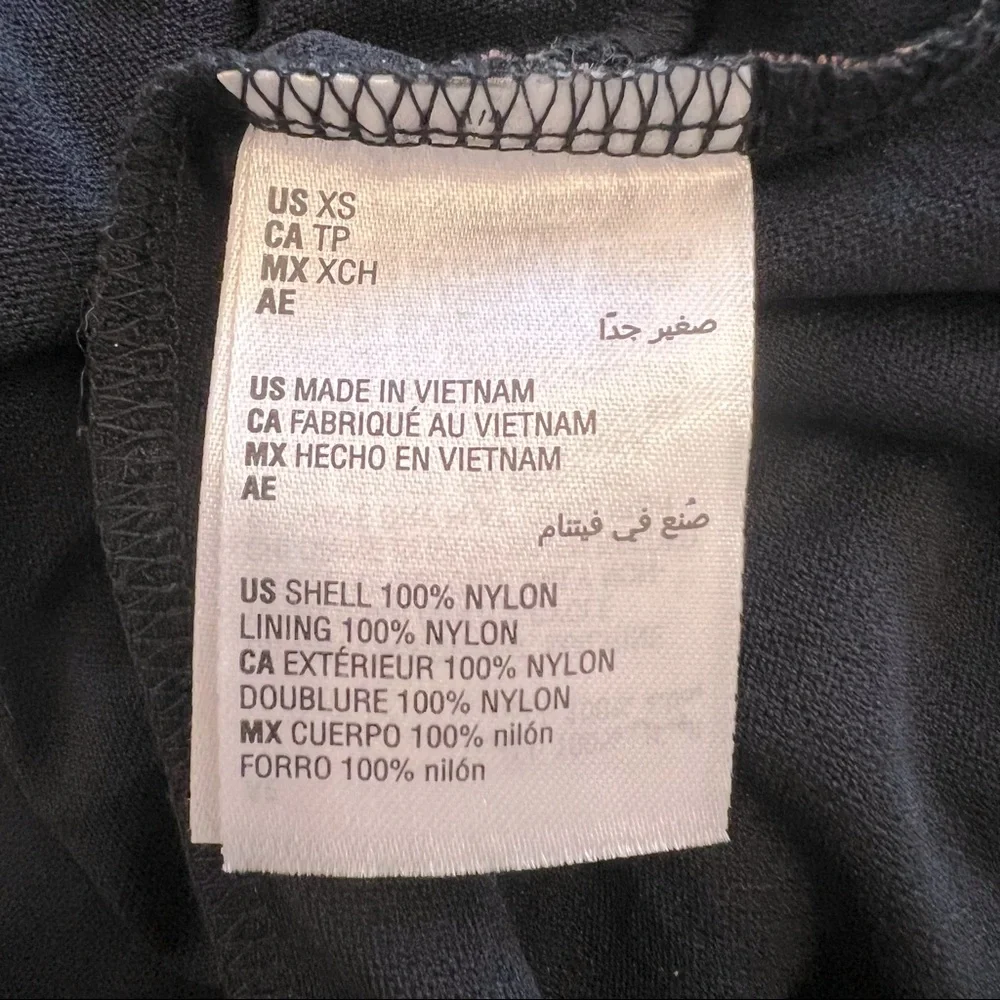 INC Floral Leopard Print Twist Hem Long Sleeve V Neck Blouse Sz XS NWOT - Picture 10 of 10